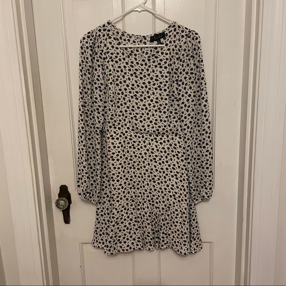 Trixxi long-sleeve dress, size small, NWT
